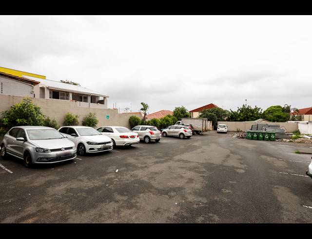 24 BEDROOM APARTMENT BLOCK FOR SALE IN MUSGRAVE